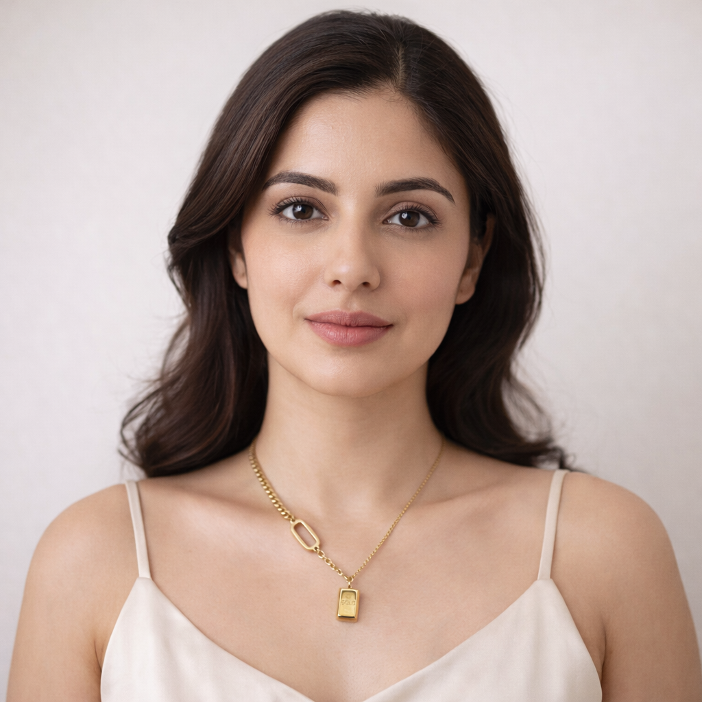 Gold Bar Pendant Necklace – Modern Minimal Luxury Chain