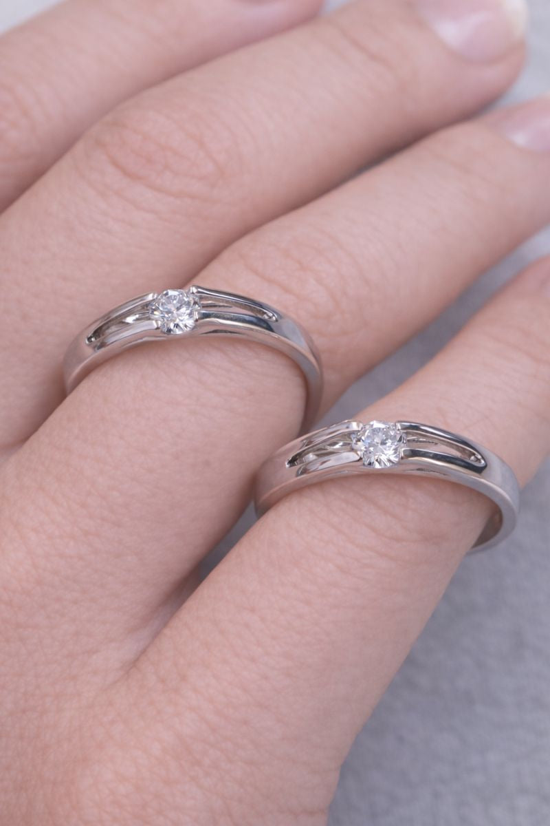 Classic Silver Solitaire Couple Rings – Elegant Matching Set