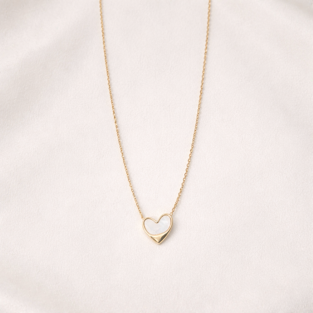 Minimal Heart Pendant Necklace – Gold Finish Elegant Jewelry