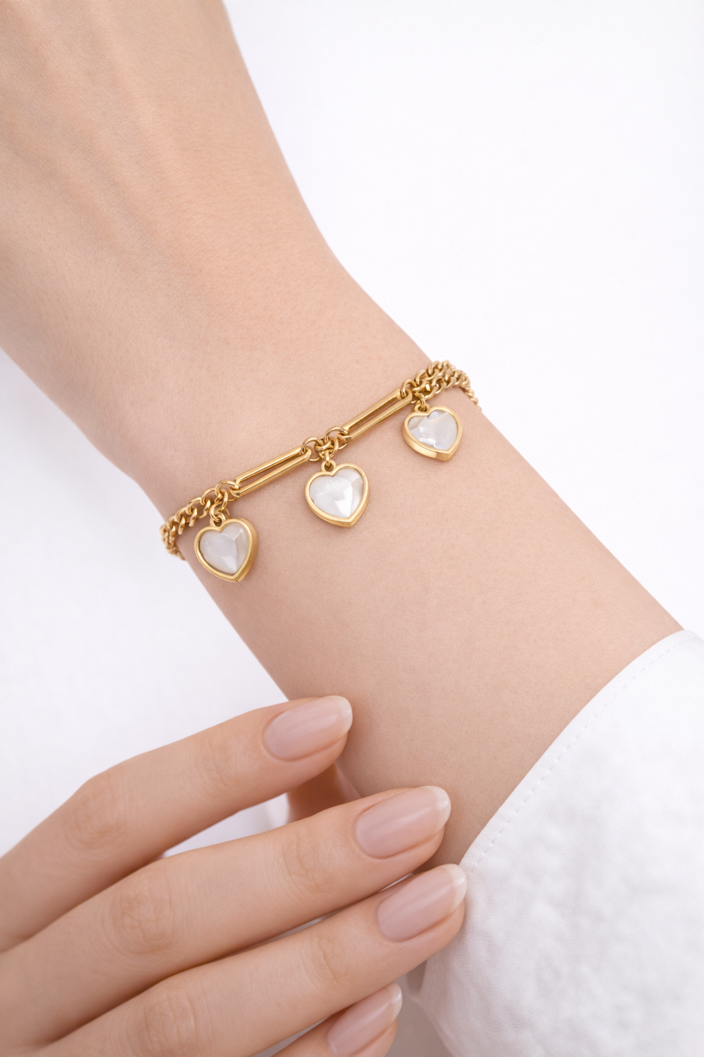 💛 Triple Heart Gold Chain Bracelet – Love in Every Detail 💛