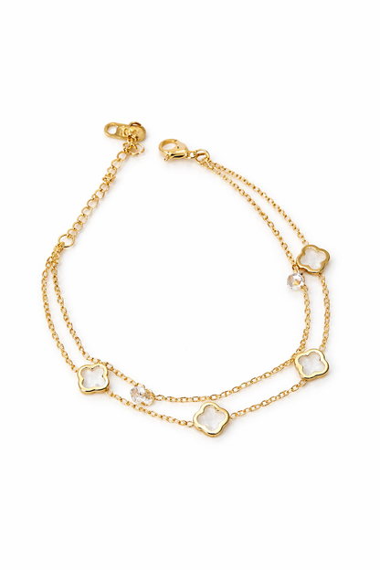 🖤🤍 Dual Tone Clover Gold Bracelet – Modern Elegance with Lucky Charm 🖤🤍
