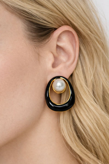 Elegant Pearl & Black Geometric Stud Earrings