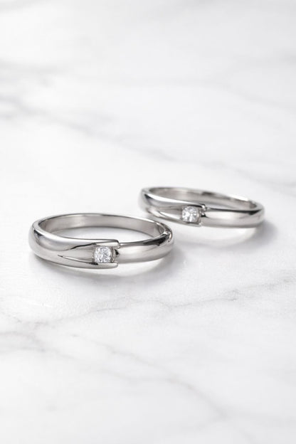 Minimal Curve Silver Solitaire Couple Rings – Elegant Matching Set