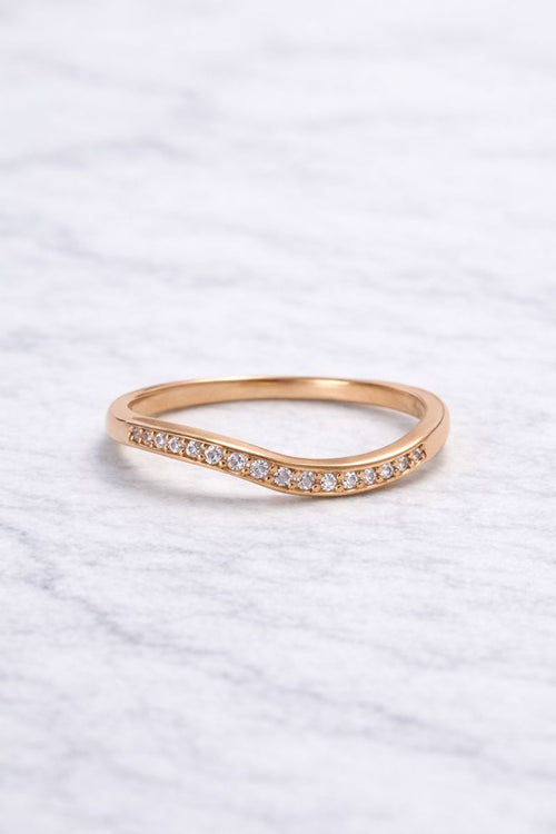 Elegant Gold Wave Band Ring with Crystal Inlay