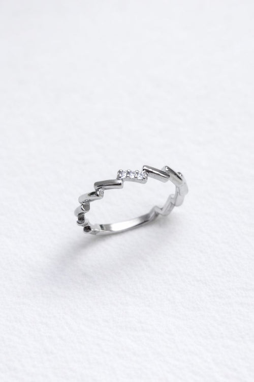 Modern Zigzag Silver Ring with Crystal Accent