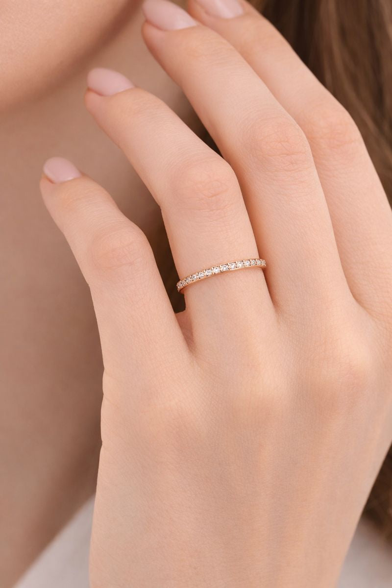 Elegant Rose Gold Pavé Crystal Band Ring