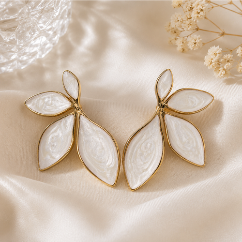 Ivory Bloom Leaf Earrings 🤍🍃✨