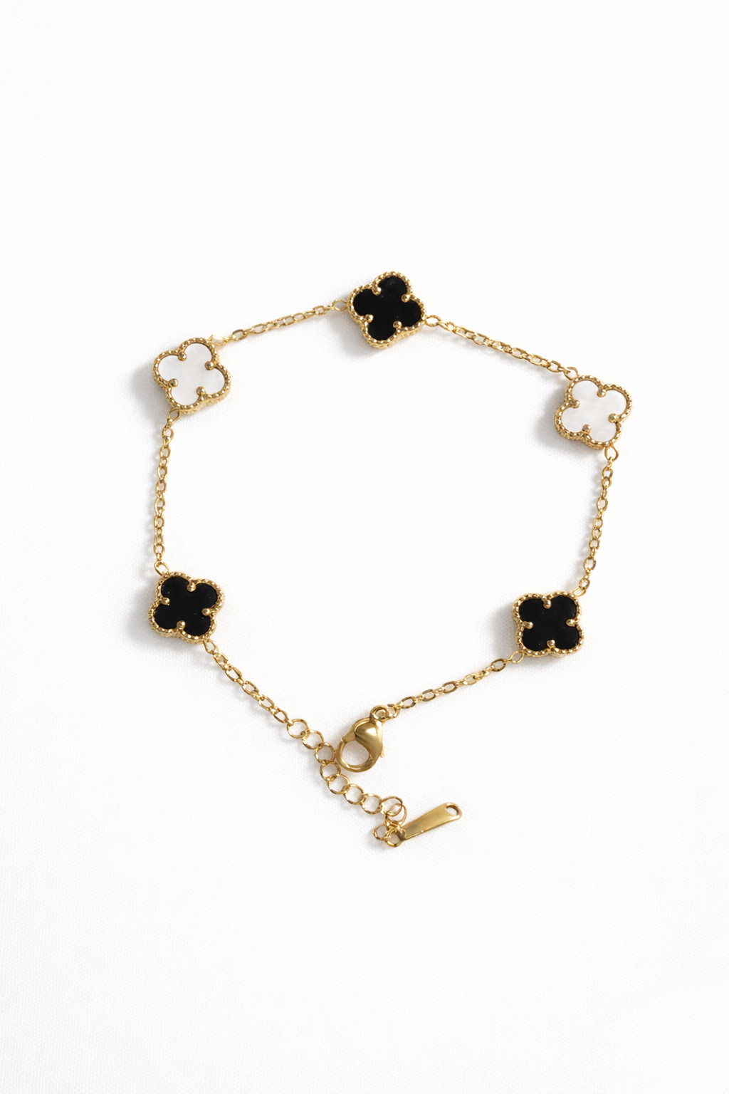✨ Black & White Clover Gold Bracelet – Chic Balance of Luck & Style ✨