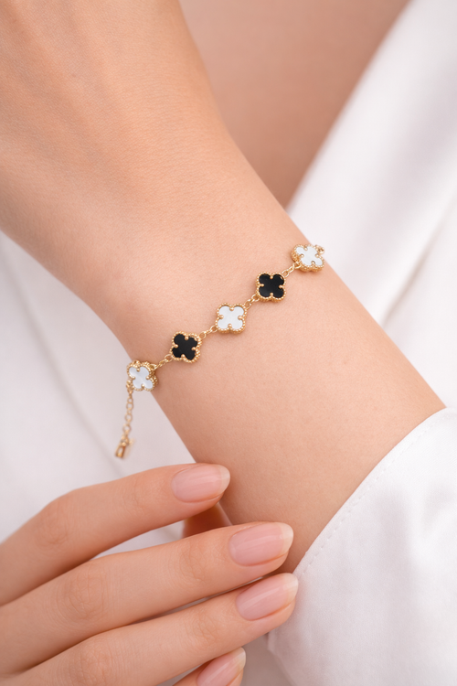 ✨ Black & White Clover Gold Bracelet – Chic Balance of Luck & Style ✨