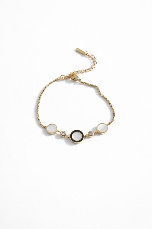 Dual Tone Clover Gold Bracelet – Modern Elegance with Lucky Charm